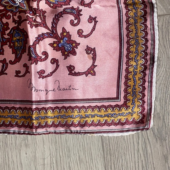 Used, but good condition. It has accents of blue, yellow, and dark pink. - Picture 2 of 2